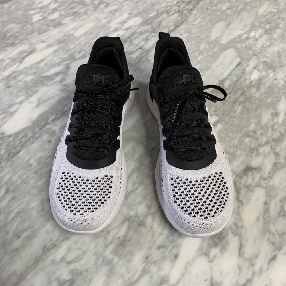 APL Techloom Tracer. Never worn